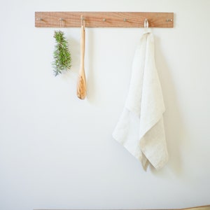 Couple's Initials Wedding Date Kitchen Tea Towel Monogrammed Bridal Shower Gift Housewarming Gift Idea Personalized Kitchen Tea Towel Bild 9