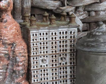 Antique A.C. Williams Cast Iron Skyscraper Still Coin Bank