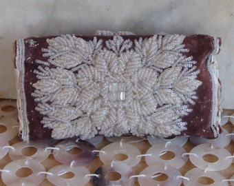 19th C Iroquois Beaded Pin Cushion/ Antique Beadwork Souvenirs/ Novelty Pin Cushion/ Raised Beadwork