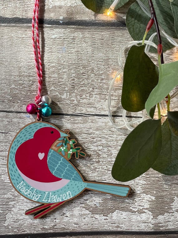 Nadolig Llawen Robin Ornament: Welsh Scandi Christmas Tree Decoration
