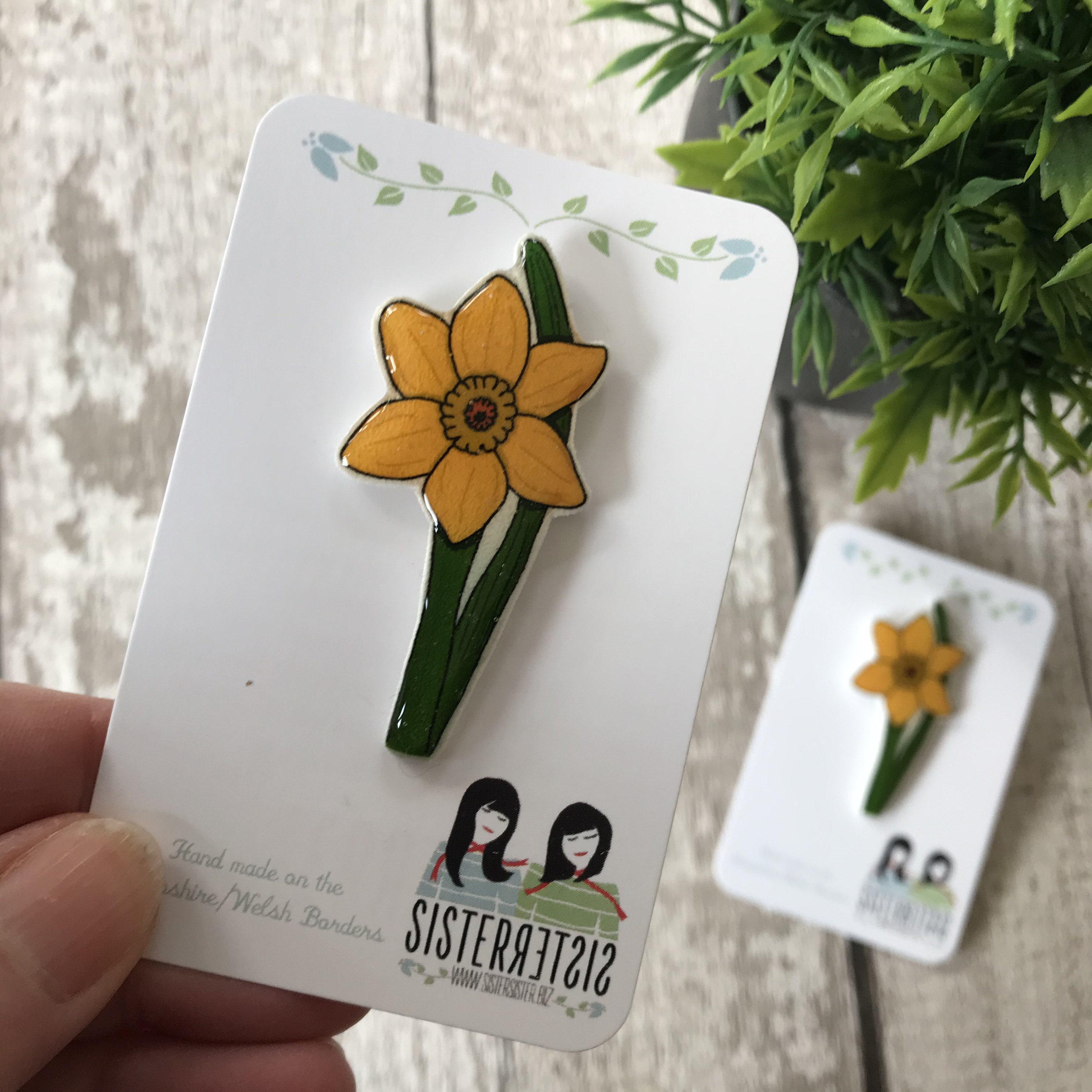 Daffodil Pin Badge Hand Made Welsh Cymru Cymraeg Mothers Etsy UK