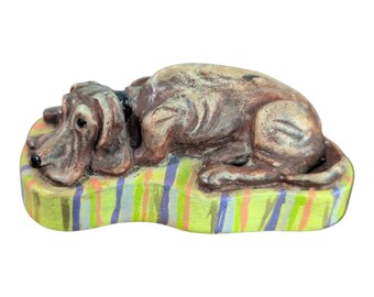 Vintage Chalkware Sleeping Bloodhound Dog Figurine - 1940s-50s Carnival Prize - Hand Painted Mid Century Kitsch - Retro Basset Hound Decor