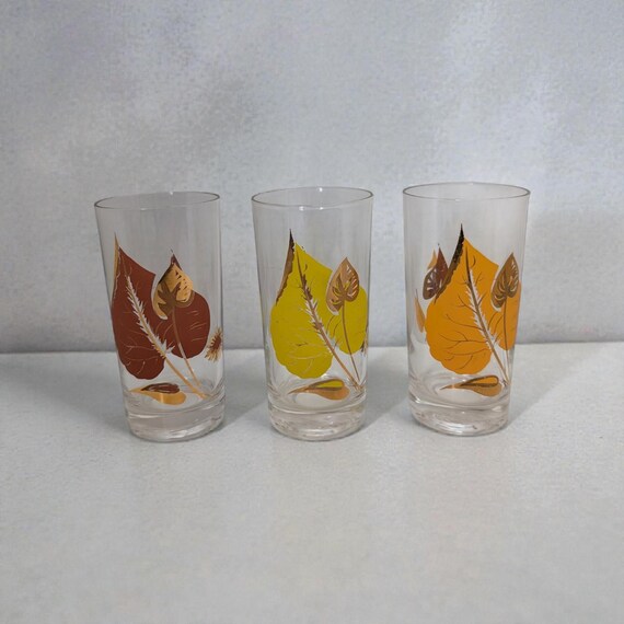Set of 3 Vintage Federal Glass Highball Glasses - Mid Century Modern Gold Leaf Tumblers - Earthy Vibrancy 2026 Decor - Atomic Leaf Barware