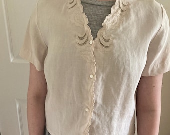 Blusa vintage de lino bordado: calado de los años 40, talla 36
