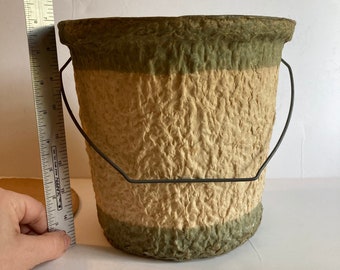 Cubo de cebo de pesca de papel maché vintage de la década de 1960 de mi papá / Ahora macetero de decoración para el hogar, etc.
