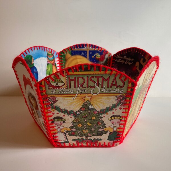 Vintage Handgemachte Recycled Upcycled Weihnachtskarte Korb Bäume Tiere Thema