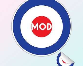 Può includere: Un adesivo a forma di bersaglio blu e bianco con un cerchio rosso al centro. La parola "MOD" è scritta in lettere bianche sul cerchio rosso.