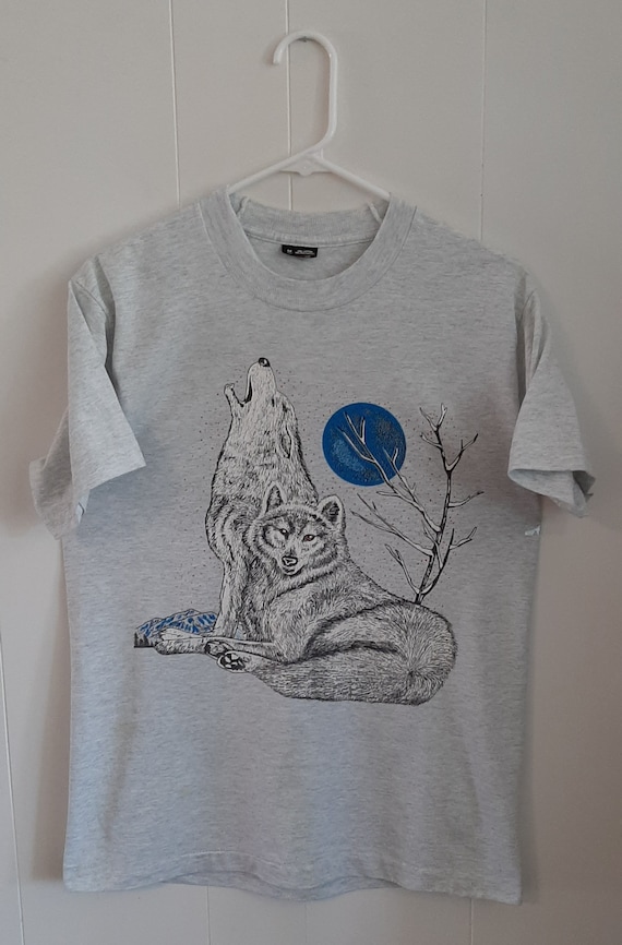 Vintage Howling Wolf Moon T Shirt