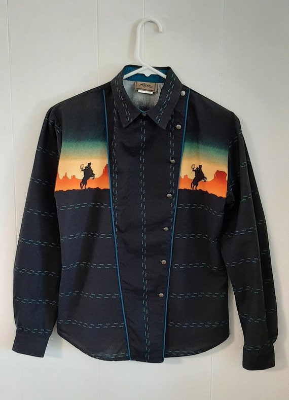 Vintage Roper Cowboy Southwest Landscape Long Slee