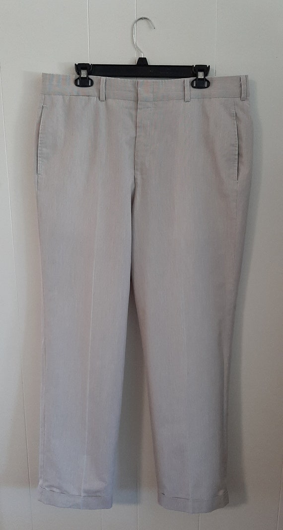 1960s CABLE CAR CLOTHIERS Red Medallion Print Wool Ch… Gem