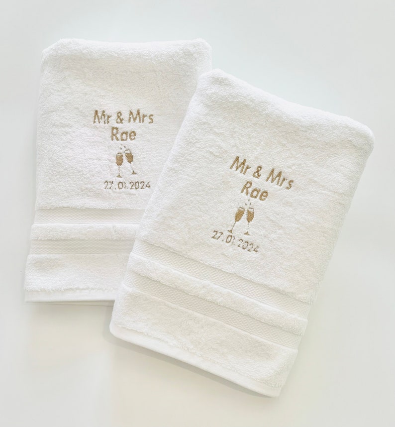 Personalised Wedding gift, Luxury Mr & Mrs personalised wedding towels Champagne glasses