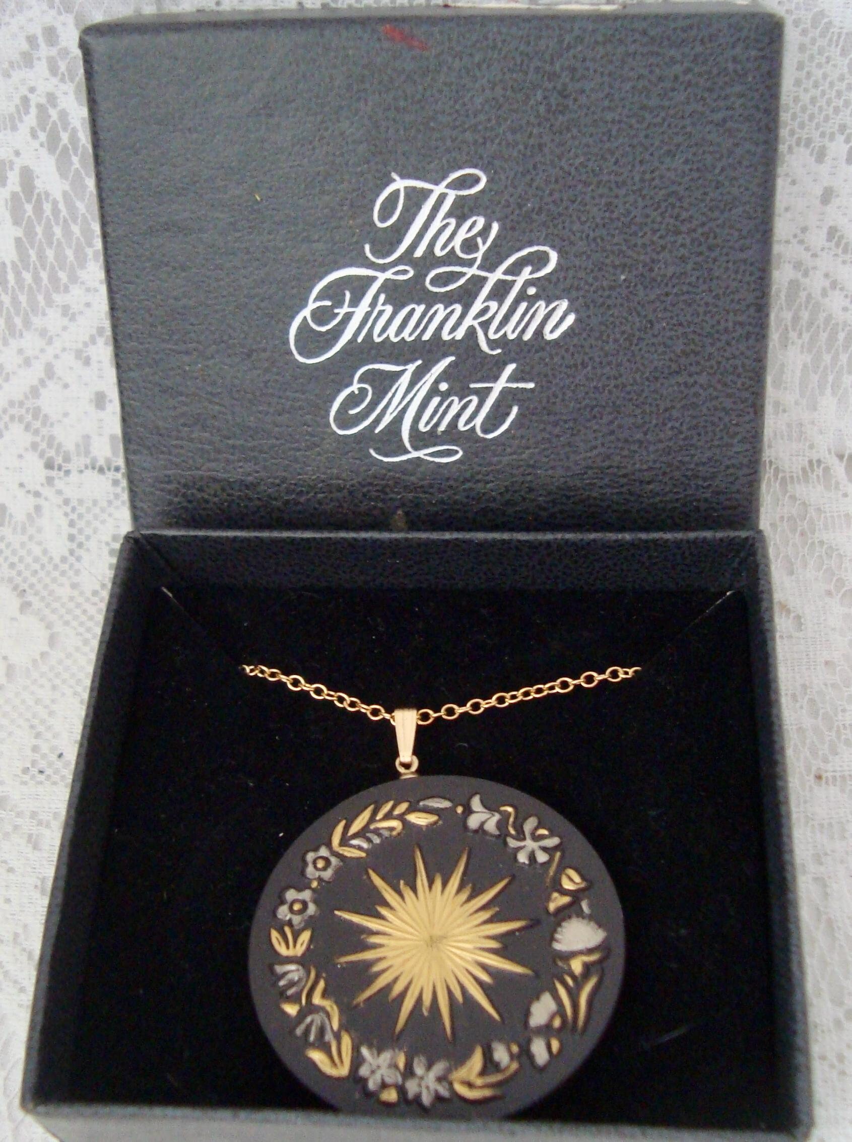 Vintage 1976 FRANKLIN MINT 