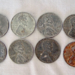 Lot of 8 Lincoln Wheat 1943 Steel Pennies - Some Good - Some Not