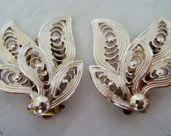 Vintage 1950's Signed W GERMANY Silver Tone Filigree Clip-on Earrings