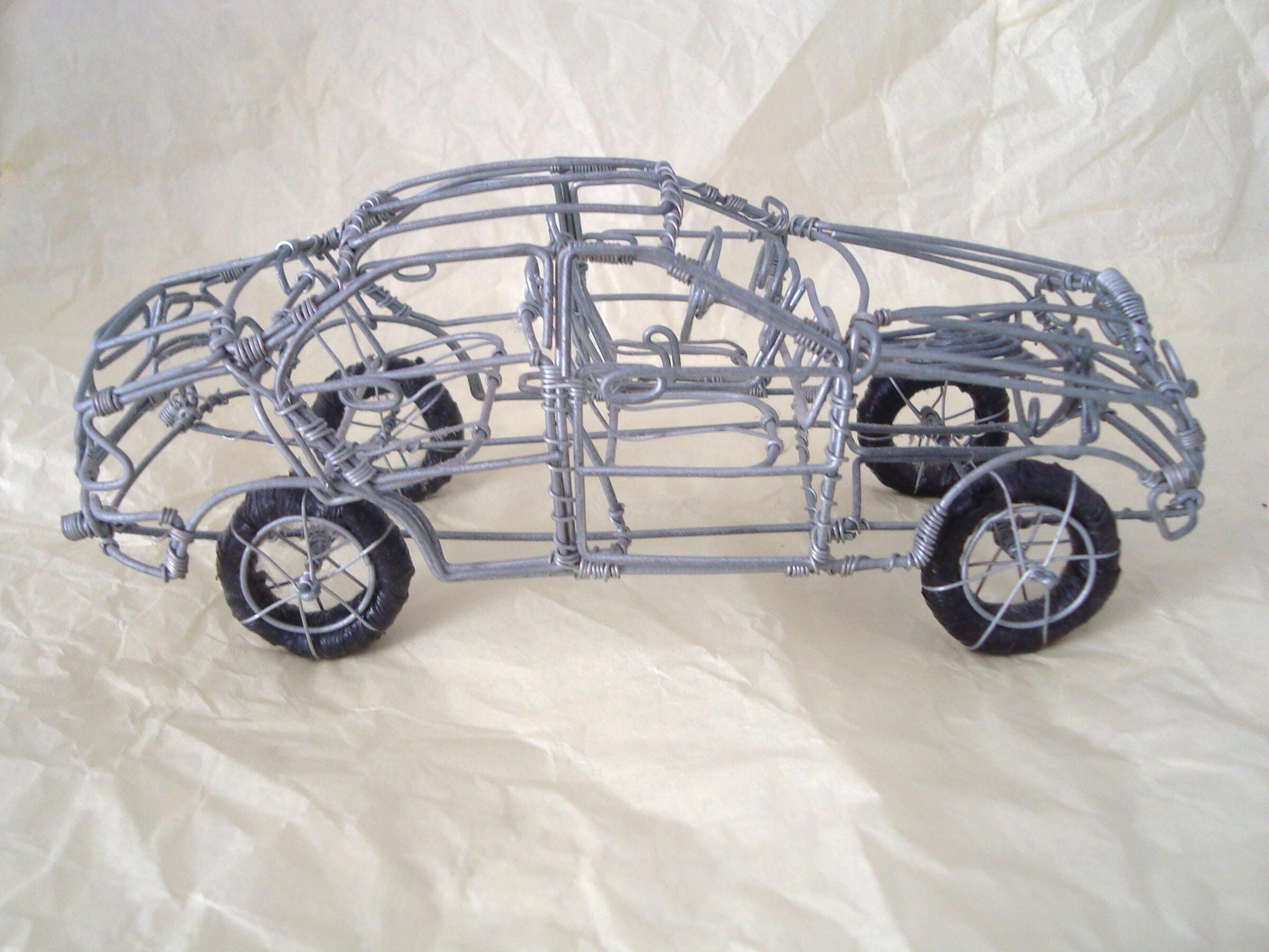 安心してご注文ください Auto Didaktika: Wire Models from Burundi