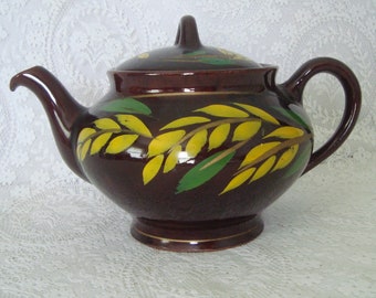 Vintage 1950's ROYAL CANADIAN Art POTTERY Red Ware 5 Cup Dripless TeaPot w Lid