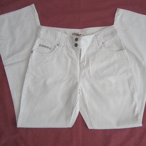 Vintage Women's HYDRAULIC Cream Twill Jeans Size 5/6 - Waistband 30"; Inseam 32" - Looks like never worn