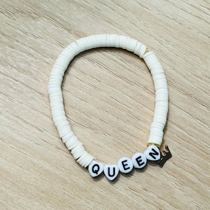 Queen white bracelet