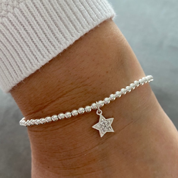 Sterling Silver beaded stretch bracelet with sparkly star charm, Star stacking bracelet, Star bracelet, star jewellery, Gift for her.