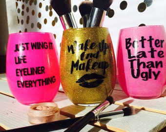 Make up brush holder, glitter make up brush holders, make up artist, make storage, makeup brush storage, glitter brush holder, make up sayin
