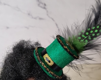 Glamor Fascinator Gold Glitter Closed Bottom Tiny Top Hat Barbie Doll Pet Hat Green St. Patrick's Day With Feather Shamrock Four Leaf Clover