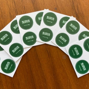 Saudi Arabia Flag Round Stickers, Set of 24–1/2 inch diameter–Use for crafts, scrapbooking, school projects, etc.