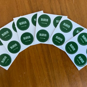Saudi Arabia Flag Round Stickers, Set of 24–1/2 inch diameter–Use for crafts, scrapbooking, school projects, etc.