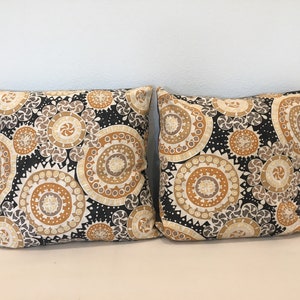 24&quot; x 24&quot; pair of decorative pillow covers