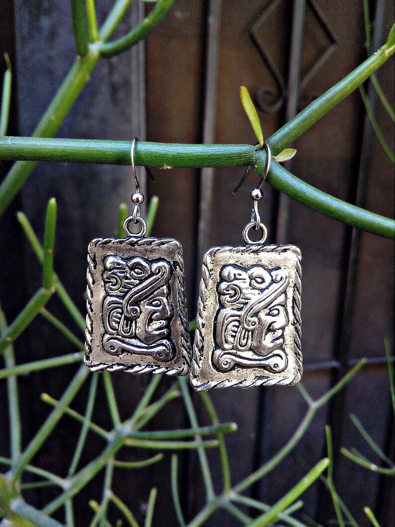 Taxco Mexican Earring Engraved Boho fashion Mayan Aztec Earrings Mother gift Mayan Jewelry Guatemalan Earrings Tribal Silver Earrings