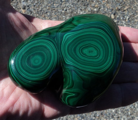 malachite polished stone