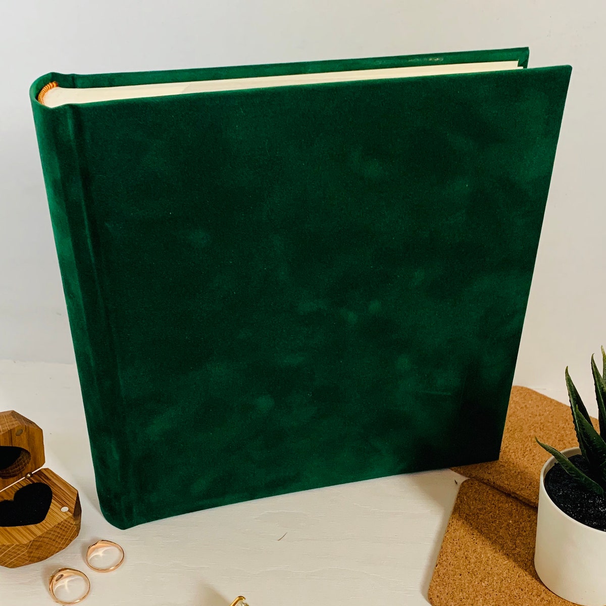 Emerald Photo Album