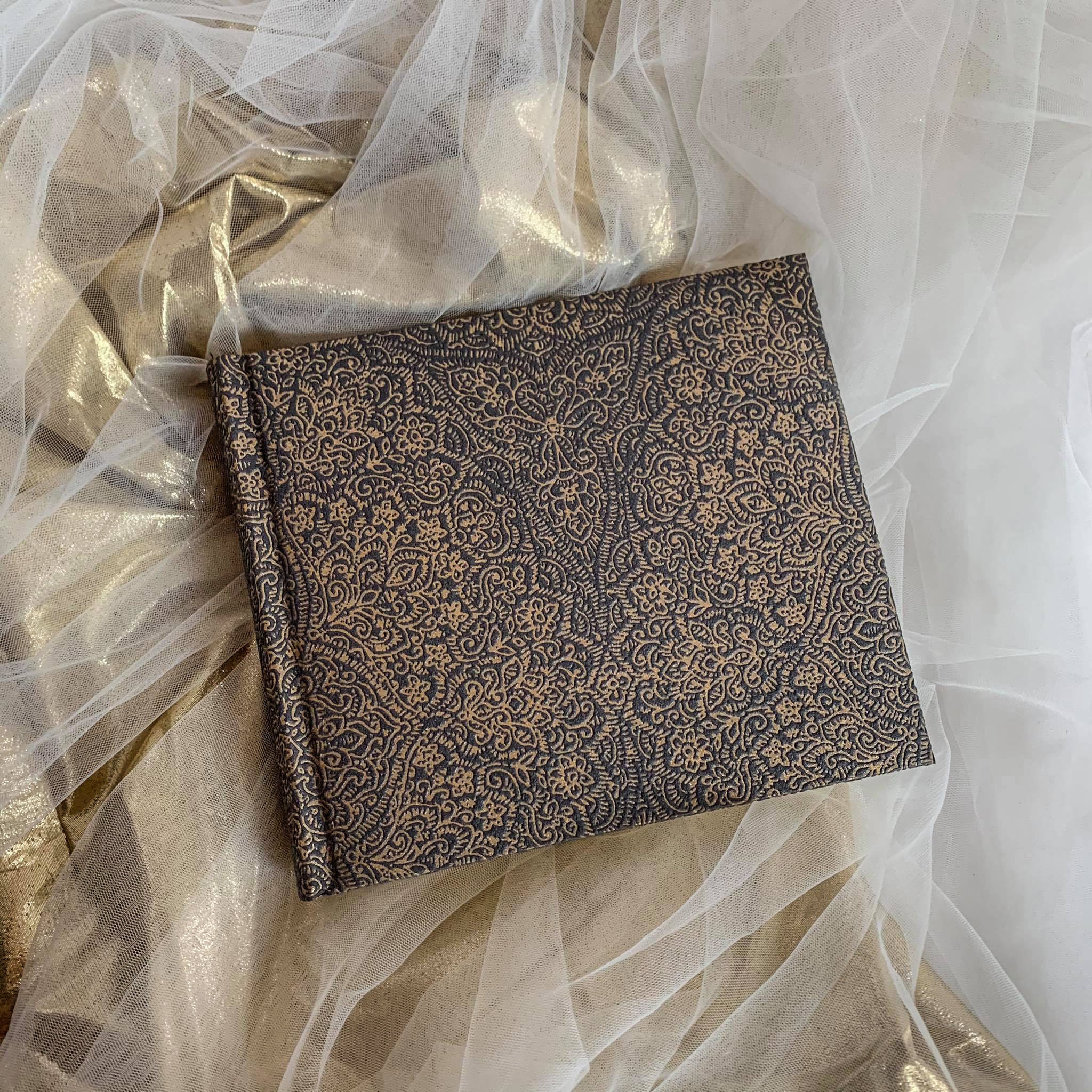 Black and gold mini photo album for Polaroid photos, Polaroid photo album