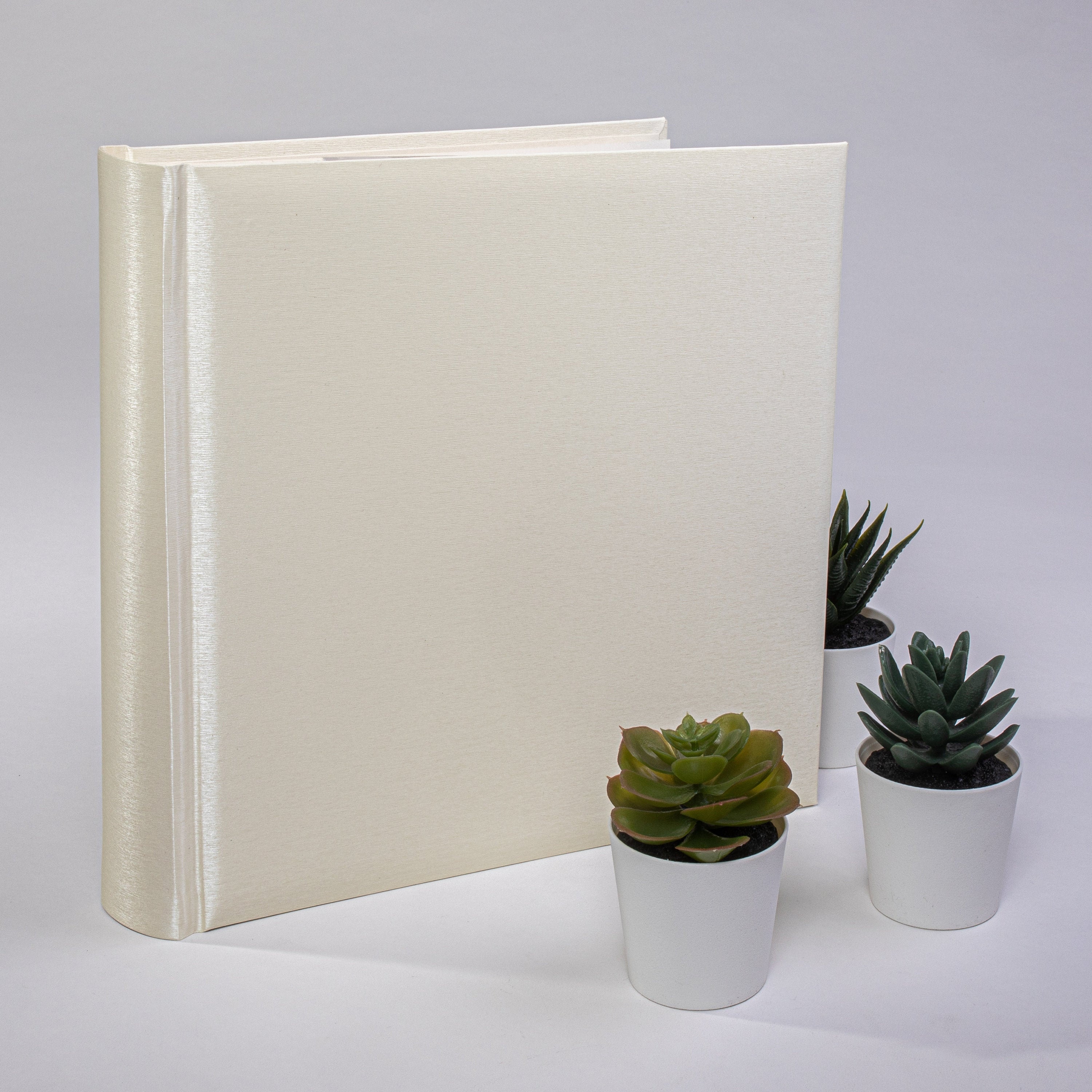 Slip in Photo Album for 200 4x6 or 5x7 Photos, Personalised Velvet Photo  Album With Sleeves 