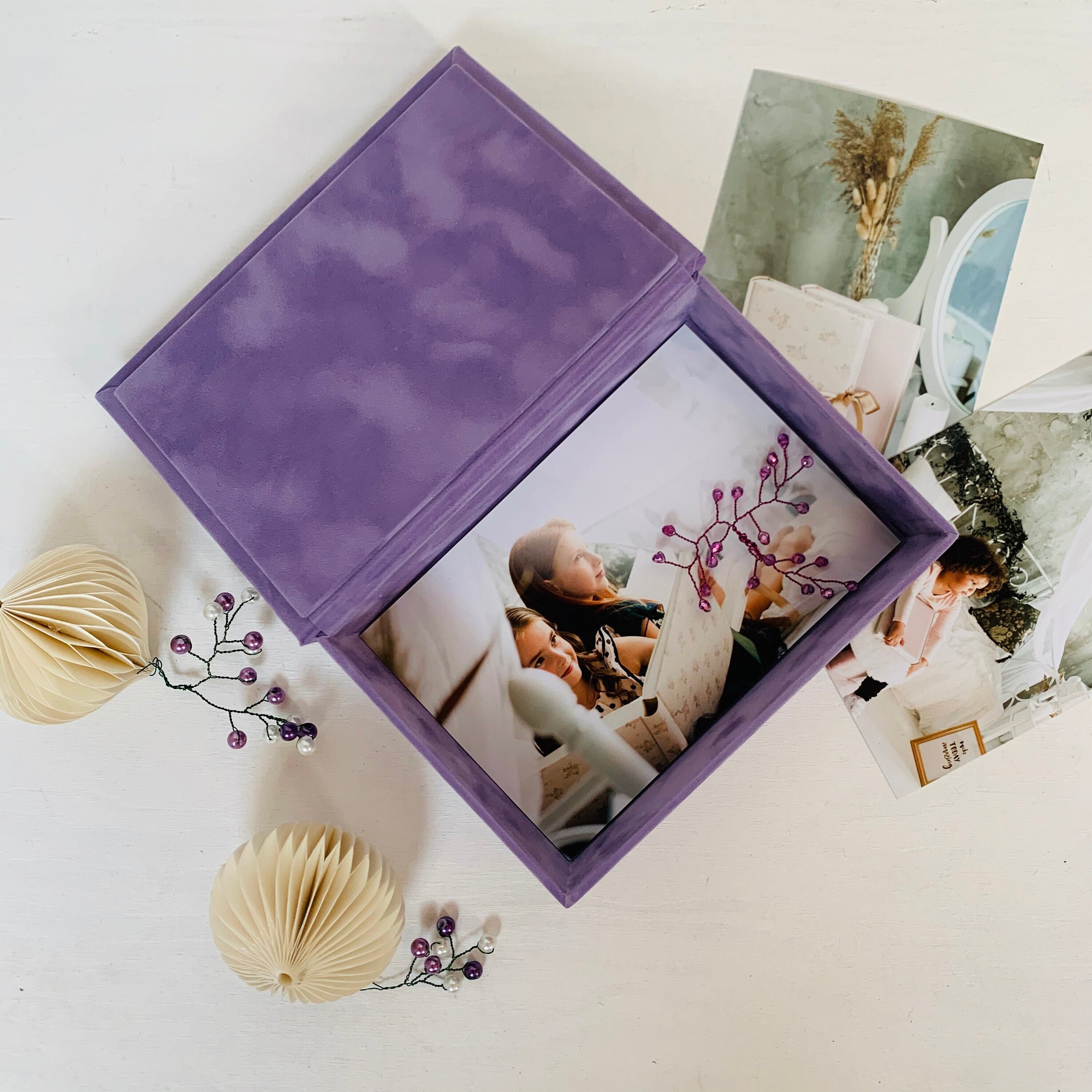 monyhorse × VERDY GIFT BOX 714AyXD1gbL._UF350,350_QL50_.jpg