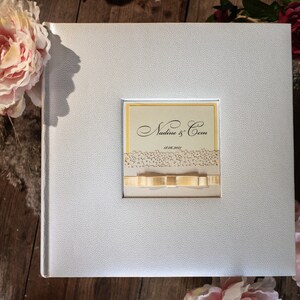 Grande album fotografico di matrimonio per foto di dimensioni 8 x 10 con decorazione tagliata al laser