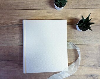 Classic design photo album for 200 photos (4x6)