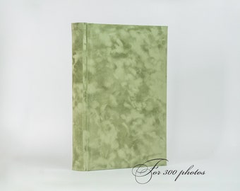 Khaki green picture book, Family photo album