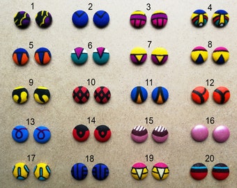 Boucles d'oreilles 1,5cm puces boutons en wax - Tige acier inoxydable ou clip - antiallergique - Lavables, originales et tendance !