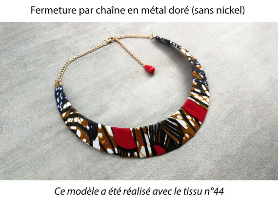 Collier Torque Tour De Cou 3 Pièces (plastron + Chaînette) - Multicolore (rouge, Doré, Vert, Bleu) - Occasion