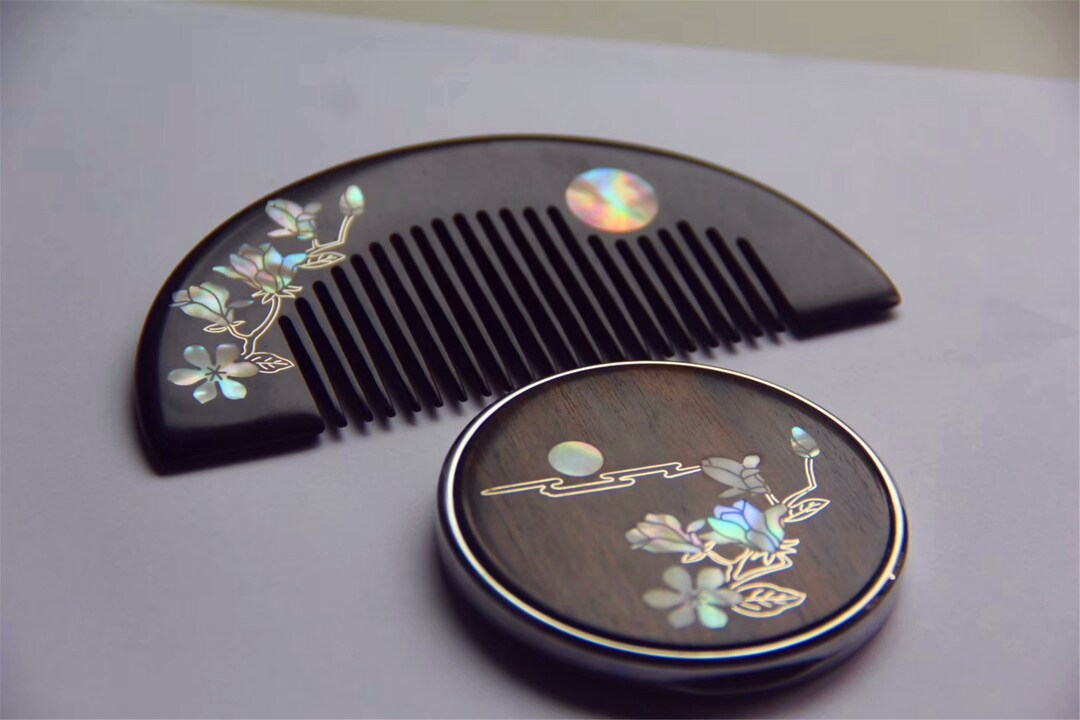 Mother of Pearl Comb Mirror, Handmade Lacquer Wood Comb, Blackwood