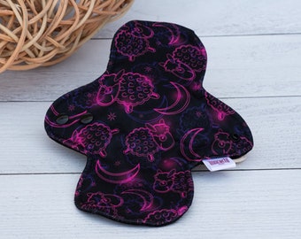 Soft and Absorbent Cloth Pads | Sustainable Female Reusable Pads for Comfortable Periods