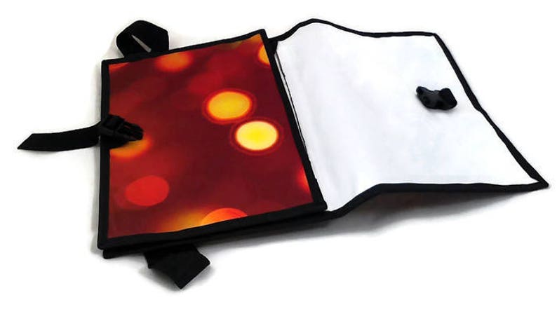 Bag back medium round with light yellow orange red