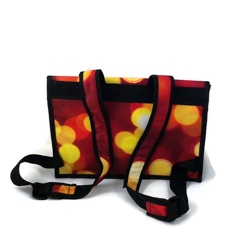 Bag back medium round with light yellow orange red