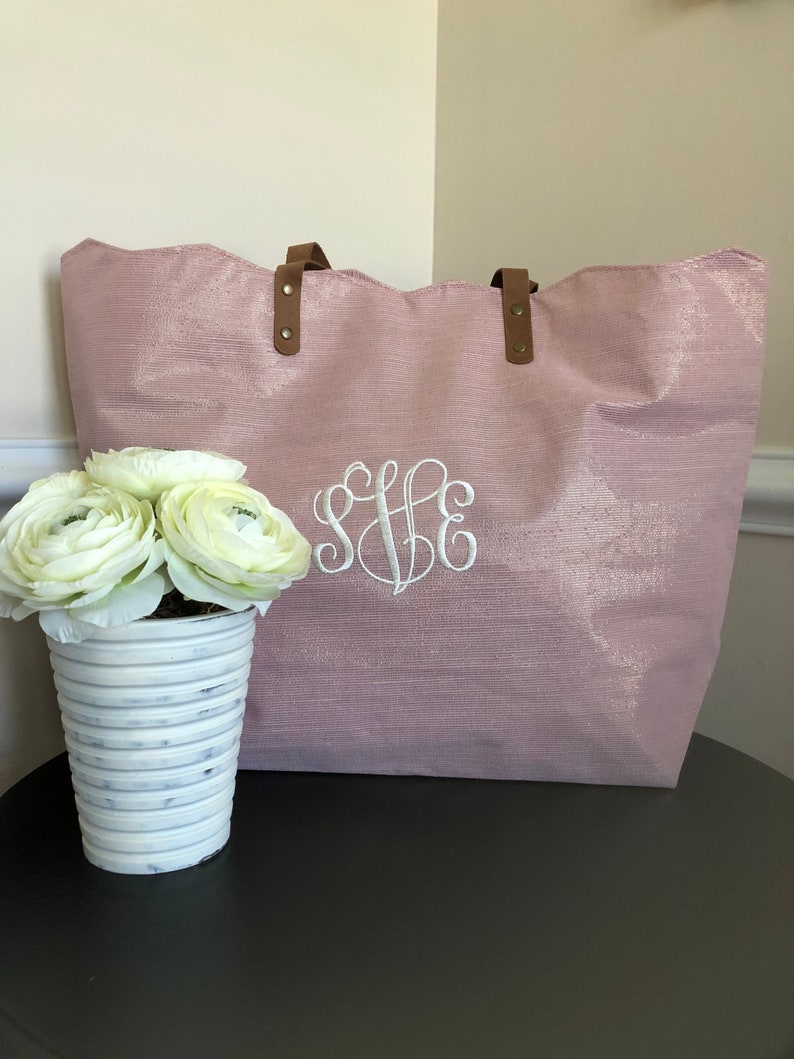 Monogrammed Tote Bag Wedding Gift Bridal Tote Bag Cute Valentines gift Unique Gift for her Bridal Party Gifts Bridal Party