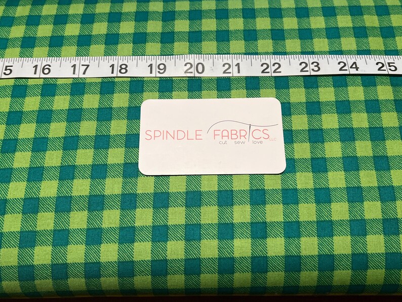 Green Gingham Check Fabric, Christmas Magic, Patrick Loose, Northcott, 100% Cotton, 10027-73 bild 2