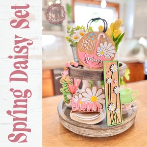 Daisy Spring set, adorable addition to your farmhouse / cottage tiered tray & hutch Dining room decor Centerpiece D62 image 1