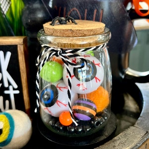 Halloween party decor, tiered tray Fall kitchen / dining room decor set H25 Bobble jar