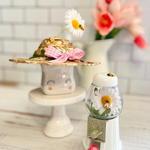 Daisy Spring set, adorable addition to your farmhouse / cottage tiered tray & hutch Dining room decor Centerpiece D62 image 4