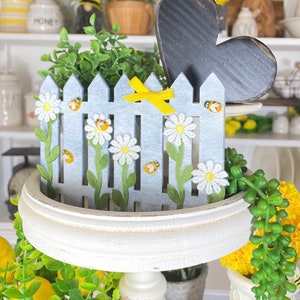 Mini tiered tray picket fence, bumblebee themed. Yellow, black and white bee, daisies. 6” wide by 4” tall farmhouse decor