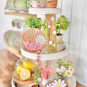 Daisy Spring set, adorable addition to your farmhouse / cottage tiered tray & hutch Dining room decor Centerpiece D62 image 10